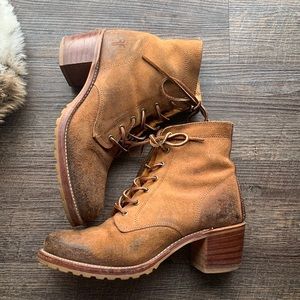 Frye Womens Heeled Lace Up boots